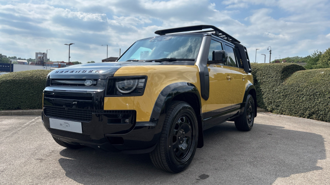 Land Rover Defender 3.0 D350 Trophy Edition Deep Sandglow 110 5dr Auto Diesel Estate - Image 60